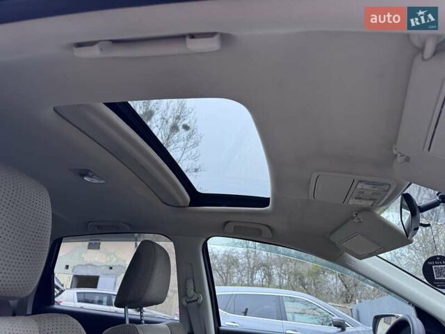 Белый Хонда СРВ, объемом двигателя 2.35 л и пробегом 167 тыс. км за 12300 $, фото 14 на Automoto.ua