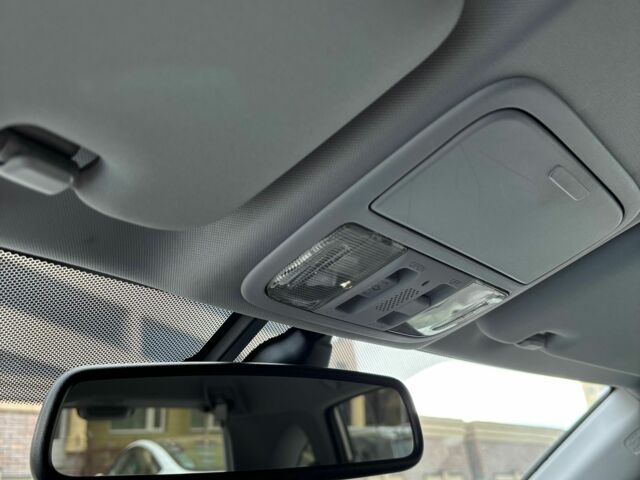 Белый Хонда СРВ, объемом двигателя 2.4 л и пробегом 202 тыс. км за 13300 $, фото 11 на Automoto.ua