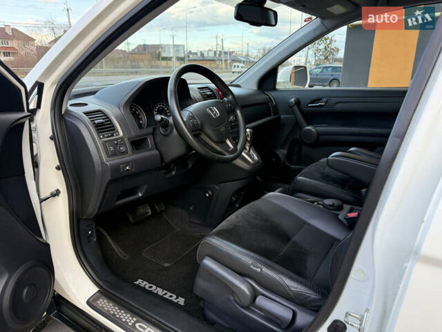 Белый Хонда СРВ, объемом двигателя 2.4 л и пробегом 114 тыс. км за 13999 $, фото 46 на Automoto.ua
