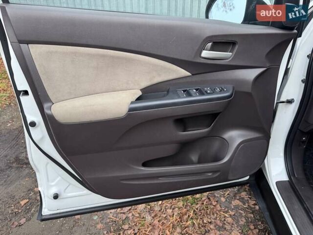 Білий Хонда СРВ, об'ємом двигуна 2.4 л та пробігом 168 тис. км за 11950 $, фото 28 на Automoto.ua