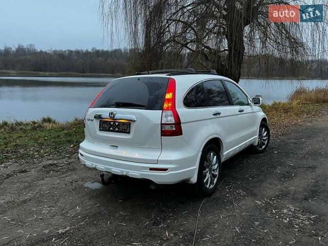 Белый Хонда СРВ, объемом двигателя 2.2 л и пробегом 198 тыс. км за 13999 $, фото 4 на Automoto.ua