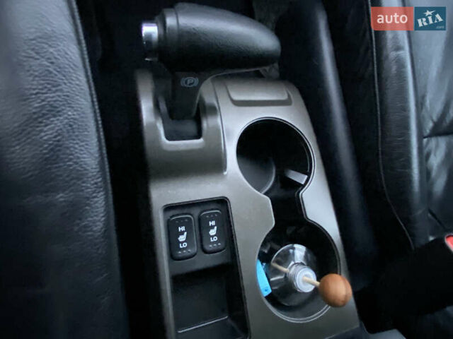 Белый Хонда СРВ, объемом двигателя 2.2 л и пробегом 185 тыс. км за 14200 $, фото 45 на Automoto.ua