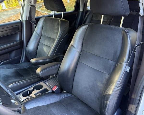 Белый Хонда СРВ, объемом двигателя 2.2 л и пробегом 330 тыс. км за 14300 $, фото 25 на Automoto.ua