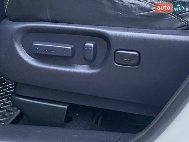 Белый Хонда СРВ, объемом двигателя 2.2 л и пробегом 185 тыс. км за 14200 $, фото 41 на Automoto.ua