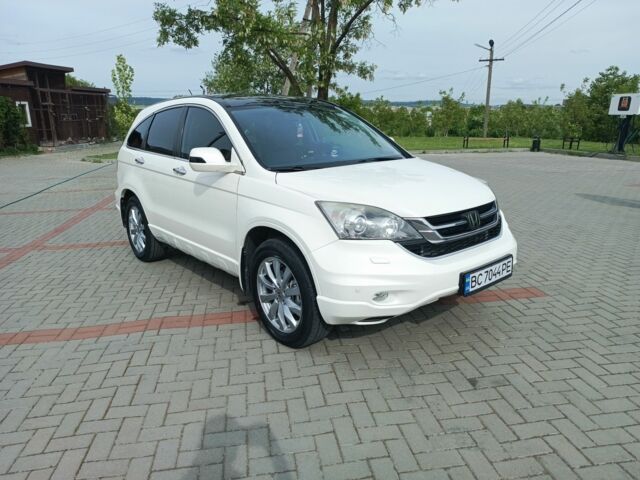 Белый Хонда СРВ, объемом двигателя 2.2 л и пробегом 240 тыс. км за 13600 $, фото 1 на Automoto.ua