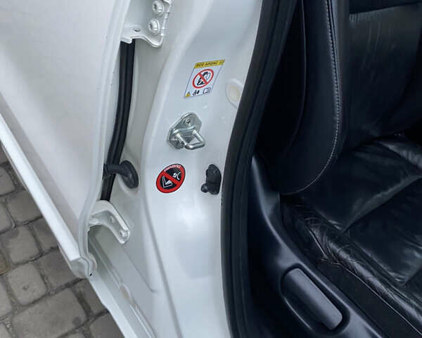 Белый Хонда СРВ, объемом двигателя 2.2 л и пробегом 185 тыс. км за 14200 $, фото 61 на Automoto.ua