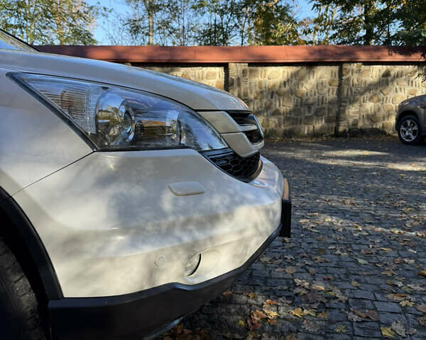 Белый Хонда СРВ, объемом двигателя 2.2 л и пробегом 330 тыс. км за 14300 $, фото 15 на Automoto.ua