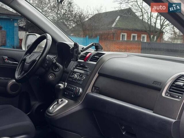 Белый Хонда СРВ, объемом двигателя 2.2 л и пробегом 170 тыс. км за 12500 $, фото 43 на Automoto.ua