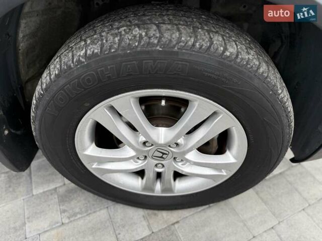 Белый Хонда СРВ, объемом двигателя 2 л и пробегом 214 тыс. км за 11999 $, фото 4 на Automoto.ua