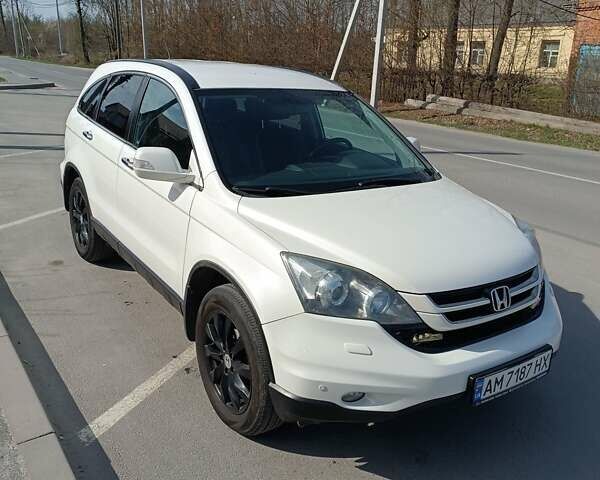 Белый Хонда СРВ, объемом двигателя 2.2 л и пробегом 306 тыс. км за 13100 $, фото 4 на Automoto.ua