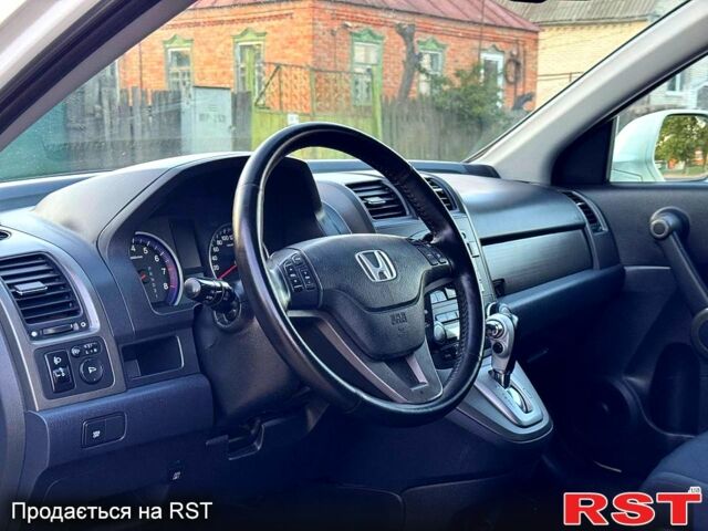 Белый Хонда СРВ, объемом двигателя 2 л и пробегом 170 тыс. км за 11980 $, фото 4 на Automoto.ua