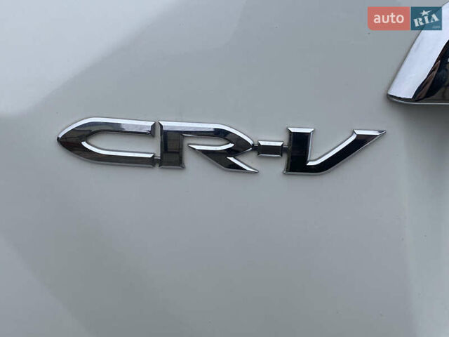 Белый Хонда СРВ, объемом двигателя 2.2 л и пробегом 185 тыс. км за 14200 $, фото 24 на Automoto.ua