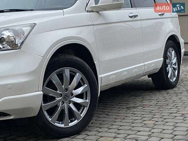 Белый Хонда СРВ, объемом двигателя 2.2 л и пробегом 185 тыс. км за 14200 $, фото 15 на Automoto.ua