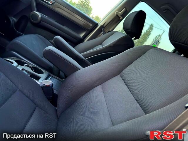 Белый Хонда СРВ, объемом двигателя 2 л и пробегом 170 тыс. км за 11980 $, фото 5 на Automoto.ua