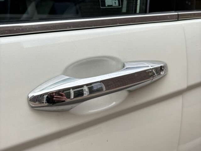 Белый Хонда СРВ, объемом двигателя 2.4 л и пробегом 202 тыс. км за 13300 $, фото 5 на Automoto.ua