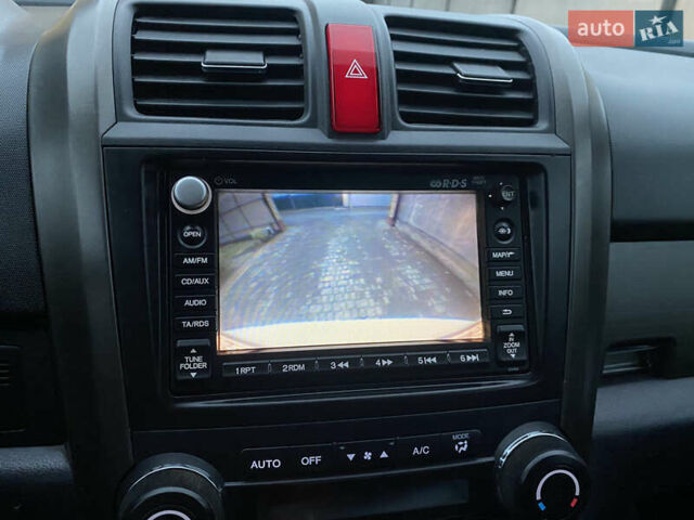 Белый Хонда СРВ, объемом двигателя 2.2 л и пробегом 185 тыс. км за 14200 $, фото 81 на Automoto.ua