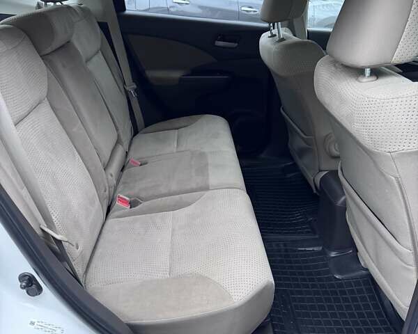 Белый Хонда СРВ, объемом двигателя 2.35 л и пробегом 167 тыс. км за 12300 $, фото 21 на Automoto.ua