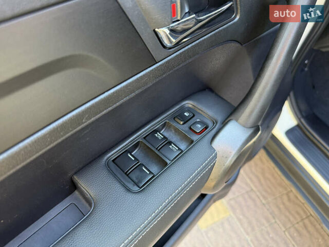 Белый Хонда СРВ, объемом двигателя 2.2 л и пробегом 219 тыс. км за 13691 $, фото 19 на Automoto.ua