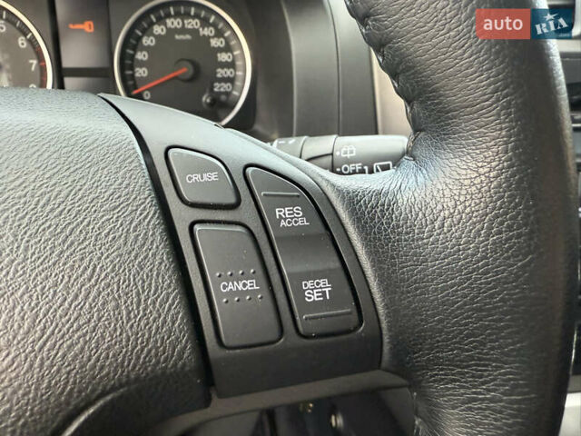 Белый Хонда СРВ, объемом двигателя 2.4 л и пробегом 114 тыс. км за 13999 $, фото 86 на Automoto.ua