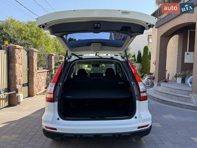 Белый Хонда СРВ, объемом двигателя 2.2 л и пробегом 219 тыс. км за 13691 $, фото 50 на Automoto.ua