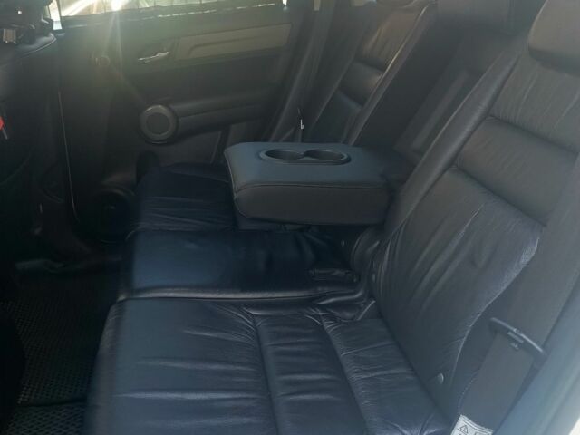 Белый Хонда СРВ, объемом двигателя 2.2 л и пробегом 240 тыс. км за 13600 $, фото 4 на Automoto.ua