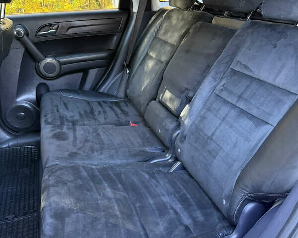 Белый Хонда СРВ, объемом двигателя 2.2 л и пробегом 330 тыс. км за 14300 $, фото 33 на Automoto.ua