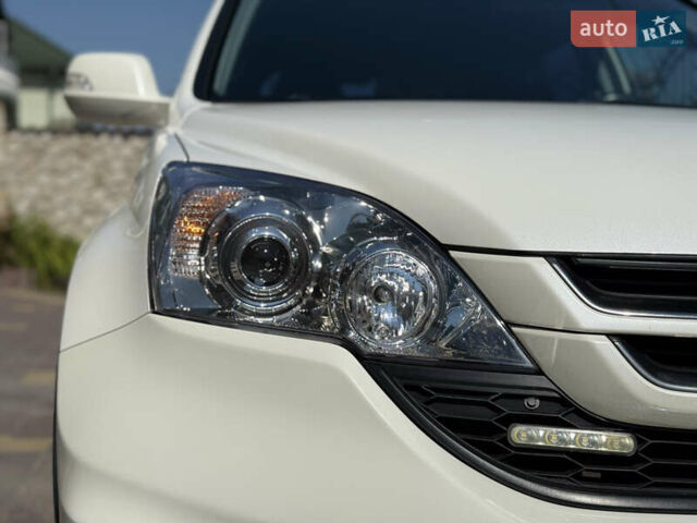 Белый Хонда СРВ, объемом двигателя 2.2 л и пробегом 219 тыс. км за 13691 $, фото 15 на Automoto.ua