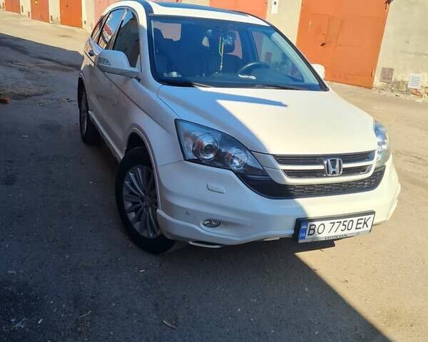 Белый Хонда СРВ, объемом двигателя 2.4 л и пробегом 290 тыс. км за 13200 $, фото 6 на Automoto.ua