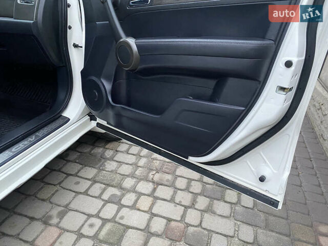 Белый Хонда СРВ, объемом двигателя 2.2 л и пробегом 185 тыс. км за 14200 $, фото 56 на Automoto.ua