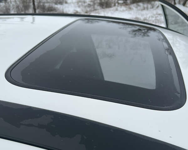 Белый Хонда СРВ, объемом двигателя 2.35 л и пробегом 157 тыс. км за 12500 $, фото 18 на Automoto.ua