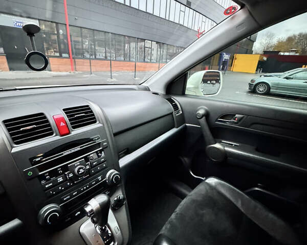 Белый Хонда СРВ, объемом двигателя 0 л и пробегом 155 тыс. км за 15000 $, фото 18 на Automoto.ua