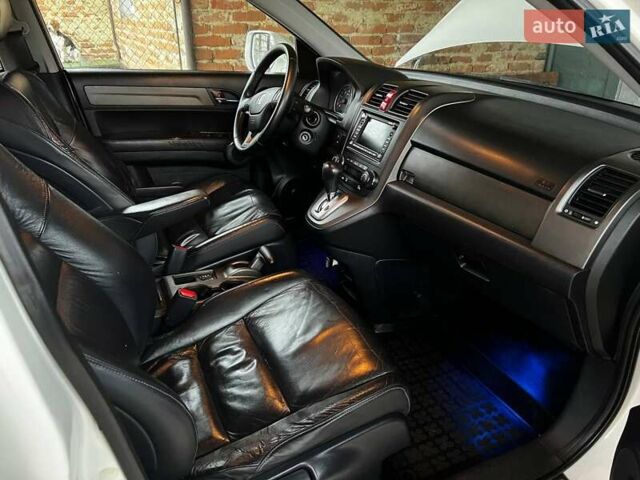 Белый Хонда СРВ, объемом двигателя 2.2 л и пробегом 198 тыс. км за 13999 $, фото 11 на Automoto.ua