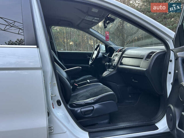 Белый Хонда СРВ, объемом двигателя 2 л и пробегом 280 тыс. км за 11999 $, фото 43 на Automoto.ua