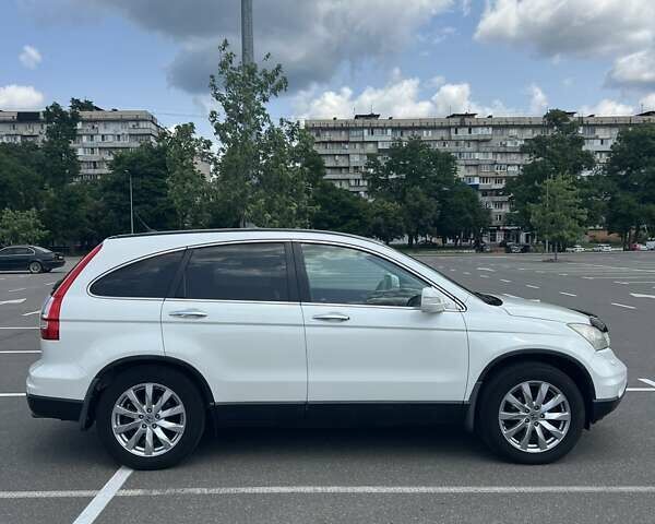 Белый Хонда СРВ, объемом двигателя 2 л и пробегом 171 тыс. км за 15000 $, фото 3 на Automoto.ua