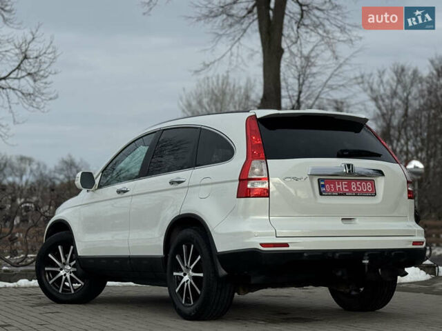 Белый Хонда СРВ, объемом двигателя 2.2 л и пробегом 177 тыс. км за 15500 $, фото 13 на Automoto.ua