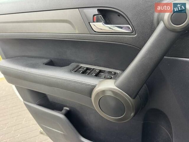 Хонда СРВ 2012 в Киеве на Automoto.ua Белый Хонда СРВ, объемом двигателя 2.4 л и пробегом 254 тыс. км за 13800 $, фото 15 на Automoto.ua