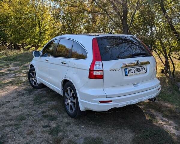 Белый Хонда СРВ, объемом двигателя 2 л и пробегом 124 тыс. км за 14499 $, фото 3 на Automoto.ua