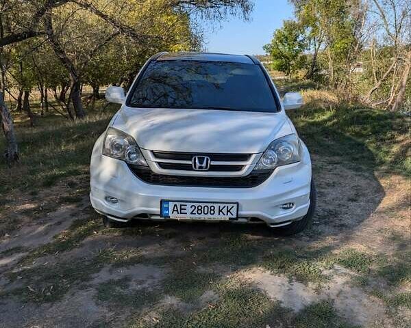 Белый Хонда СРВ, объемом двигателя 2 л и пробегом 124 тыс. км за 14499 $, фото 1 на Automoto.ua