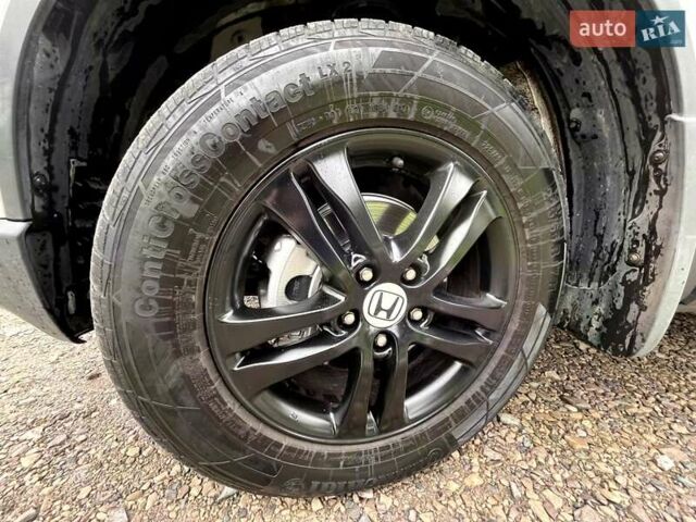 Белый Хонда СРВ, объемом двигателя 2.2 л и пробегом 212 тыс. км за 12500 $, фото 20 на Automoto.ua