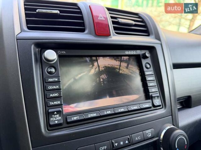 Белый Хонда СРВ, объемом двигателя 2.2 л и пробегом 195 тыс. км за 15800 $, фото 47 на Automoto.ua