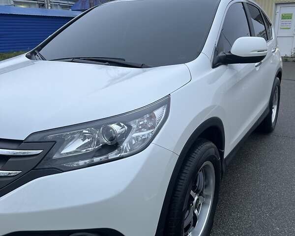 Белый Хонда СРВ, объемом двигателя 2.35 л и пробегом 113 тыс. км за 17200 $, фото 63 на Automoto.ua