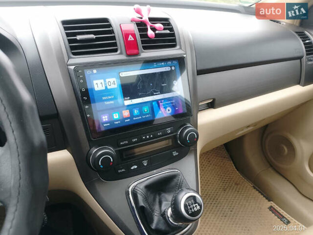 Белый Хонда СРВ, объемом двигателя 2.2 л и пробегом 228 тыс. км за 13300 $, фото 12 на Automoto.ua