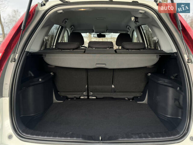 Белый Хонда СРВ, объемом двигателя 2.2 л и пробегом 177 тыс. км за 15500 $, фото 83 на Automoto.ua