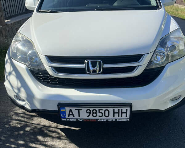 Белый Хонда СРВ, объемом двигателя 2.2 л и пробегом 195 тыс. км за 13500 $, фото 1 на Automoto.ua
