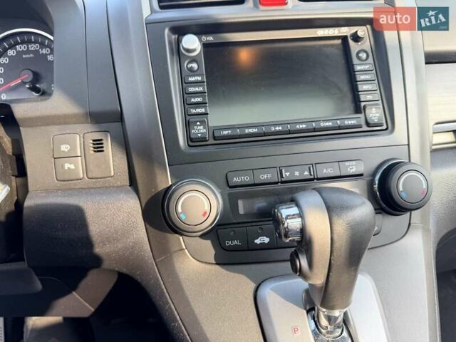 Белый Хонда СРВ, объемом двигателя 2.2 л и пробегом 195 тыс. км за 15800 $, фото 46 на Automoto.ua