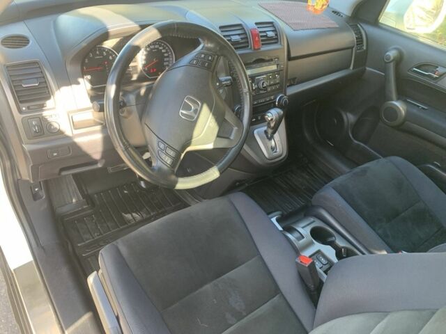 Белый Хонда СРВ, объемом двигателя 2 л и пробегом 165 тыс. км за 11700 $, фото 9 на Automoto.ua