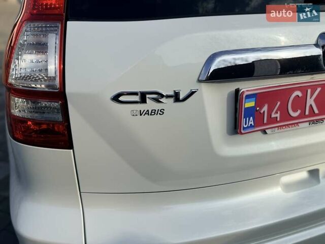 Белый Хонда СРВ, объемом двигателя 2.2 л и пробегом 195 тыс. км за 15800 $, фото 17 на Automoto.ua