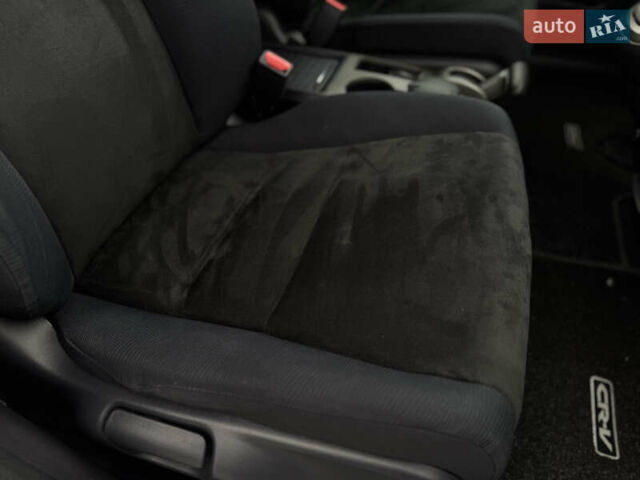 Белый Хонда СРВ, объемом двигателя 2.2 л и пробегом 177 тыс. км за 15500 $, фото 62 на Automoto.ua