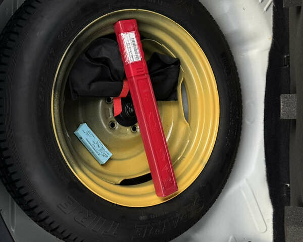 Белый Хонда СРВ, объемом двигателя 2.2 л и пробегом 177 тыс. км за 15500 $, фото 84 на Automoto.ua