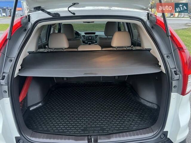 Белый Хонда СРВ, объемом двигателя 2.35 л и пробегом 113 тыс. км за 17200 $, фото 26 на Automoto.ua